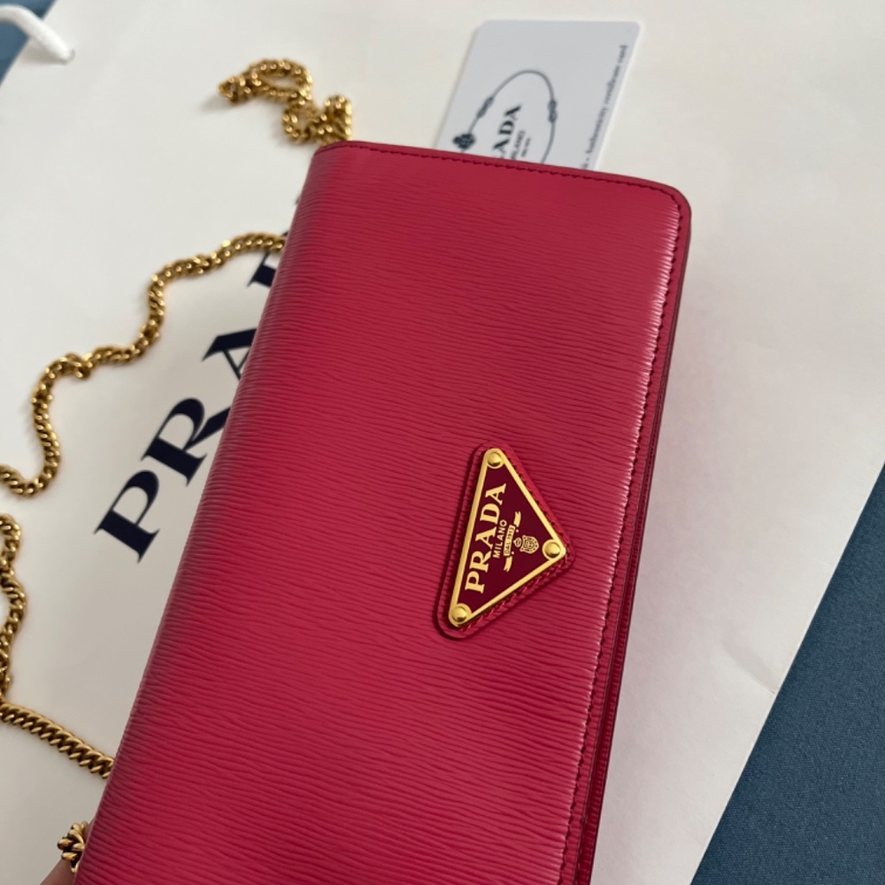 PRADA pink limited edition mini purse - Picture 7 of 9